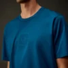 Metropolis Series Merserize Jersey Kısa Kollu Kauçuk Kaplamalı Rozetli Tişört